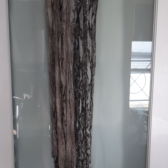 40" Circular scarf sold on title - Picture 6 of 6